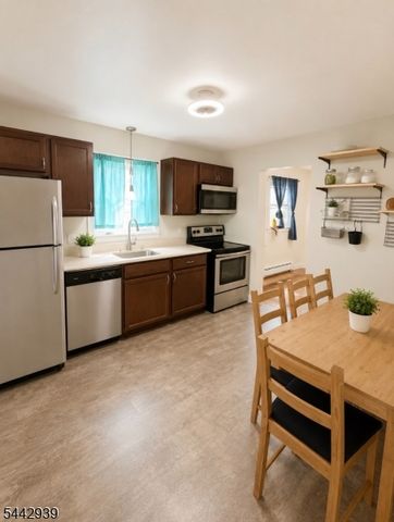 207 Platt Ave, Wrightstown Boro, NJ 08562