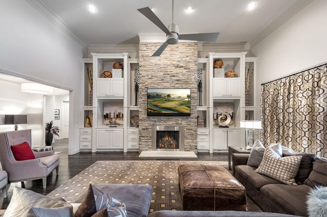 14 Sologne Circle, Little Rock, AR 72223