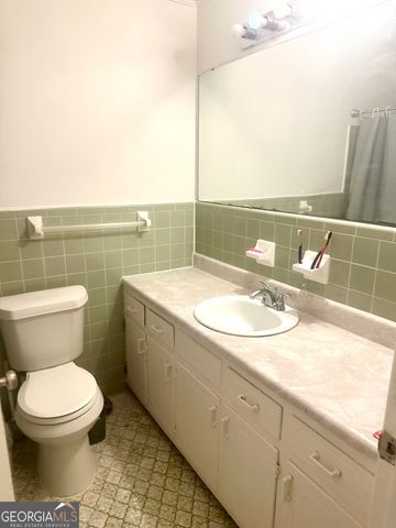 1822 Hallmark Dr, Griffin, GA 30223