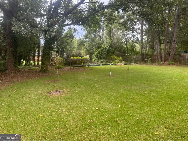 1822 Hallmark Dr, Griffin, GA 30223