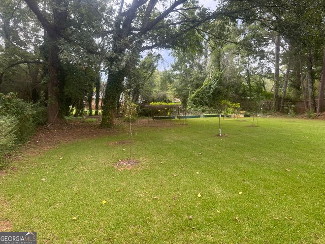 1822 Hallmark Dr, Griffin, GA 30223