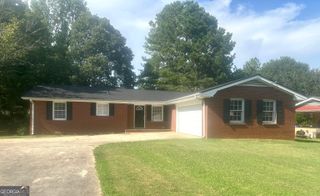 1822 Hallmark Dr, Griffin, GA 30223