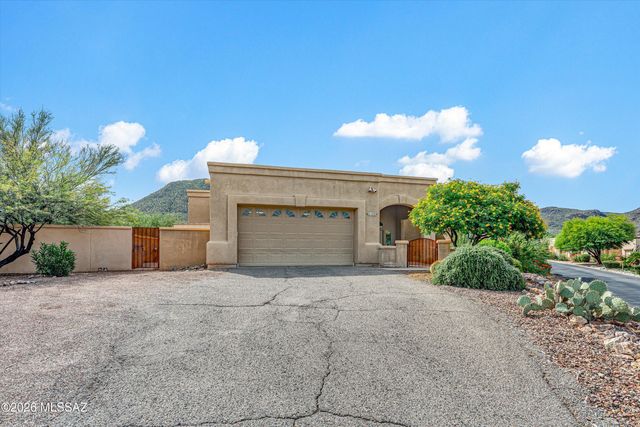 1030 N Circulo Zagala, Tucson, AZ 85745