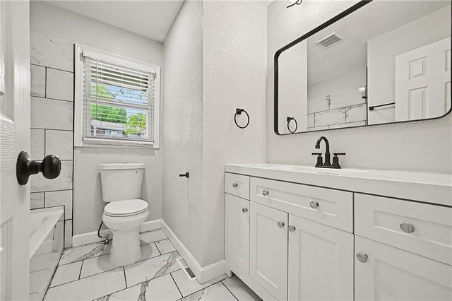 4412 E 104th Street, Kansas City, MO 64137
