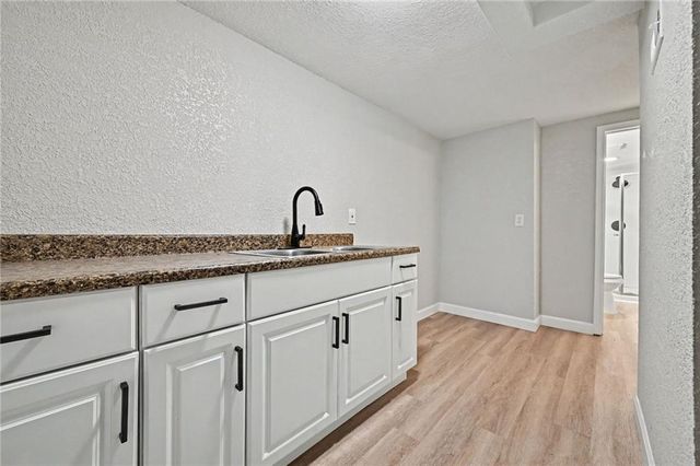 4412 E 104th Street, Kansas City, MO 64137