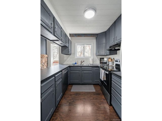 1933 Roland Dr, Bailey, CO 80421