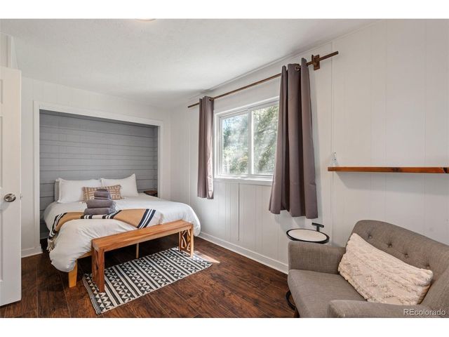 1933 Roland Dr, Bailey, CO 80421