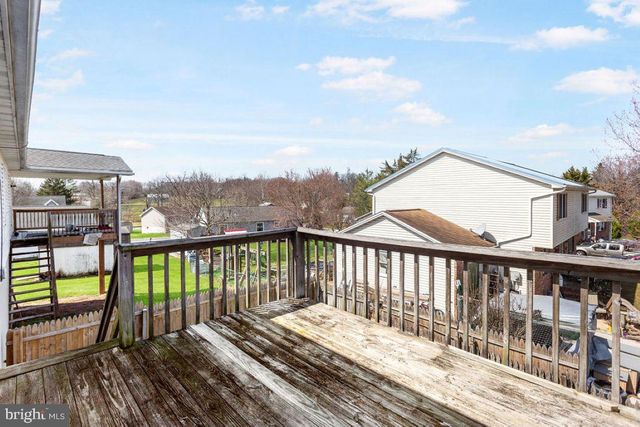 28 TOWN CIR, Abbottstown, PA 17301