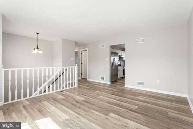 28 TOWN CIR, Abbottstown, PA 17301