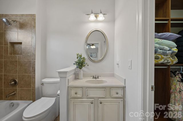 3015 Stanbury Drive, Matthews, NC 28104