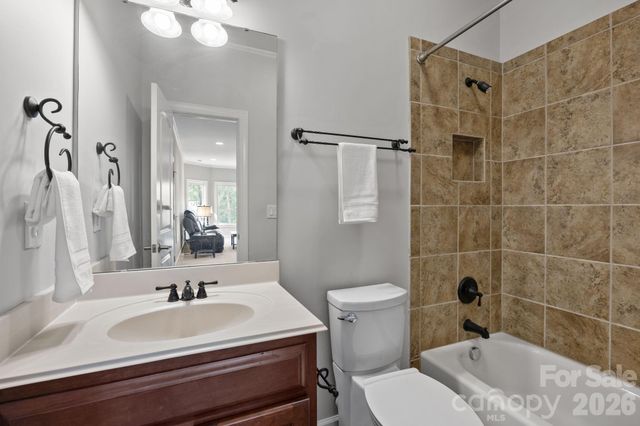 3015 Stanbury Drive, Matthews, NC 28104