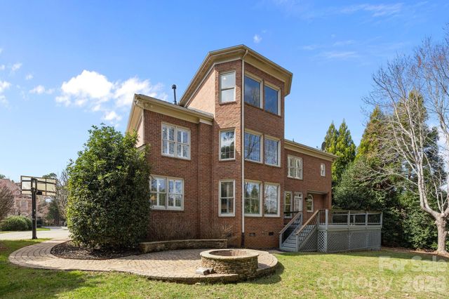 3015 Stanbury Drive, Matthews, NC 28104