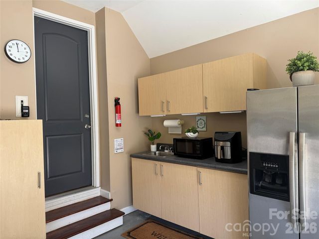 3015 Stanbury Drive, Matthews, NC 28104