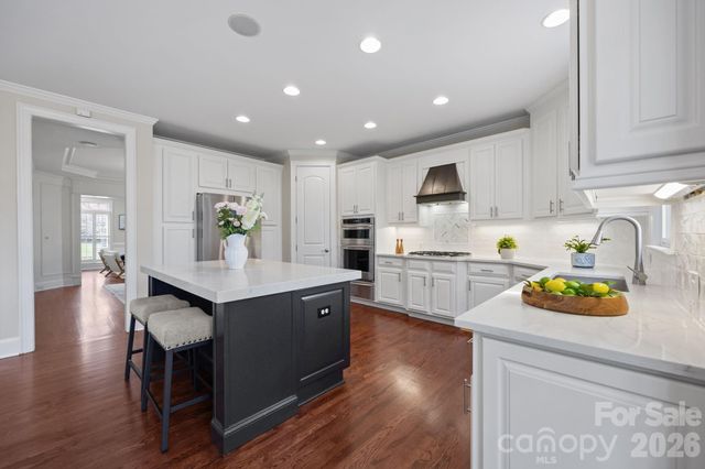 3015 Stanbury Drive, Matthews, NC 28104