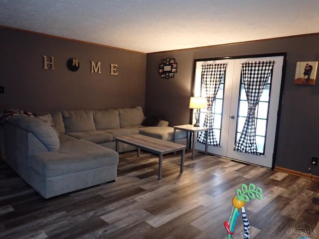 120 Hollin Drive, Harrison, OH 45030