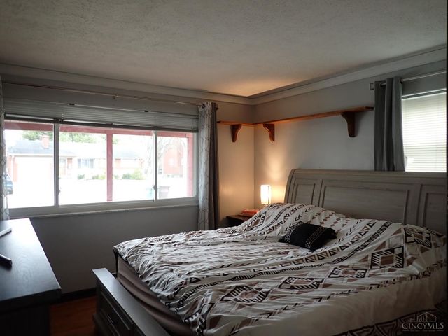 120 Hollin Drive, Harrison, OH 45030