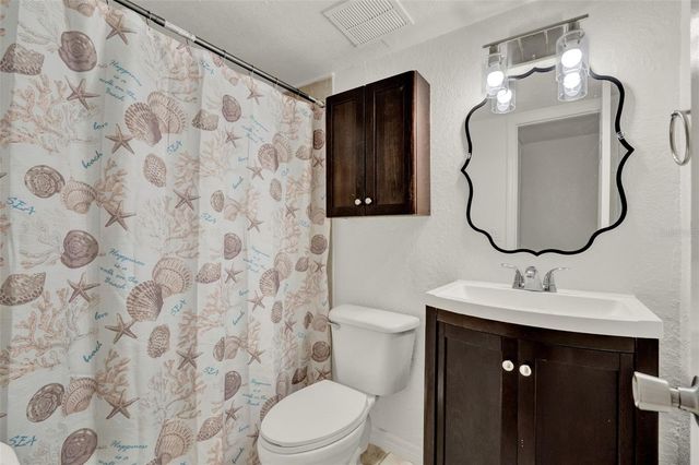 1940 CONWAY 8, Orlando, FL 32812