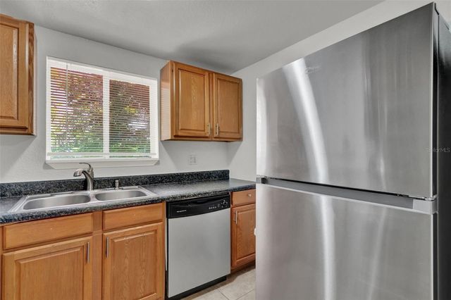 1940 CONWAY 8, Orlando, FL 32812