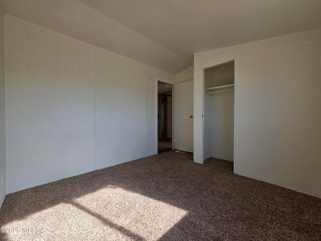 12730 S High Noon Trail, Vail, AZ 85641