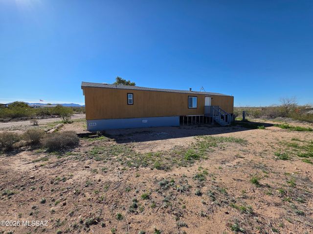 12730 S High Noon Trail, Vail, AZ 85641