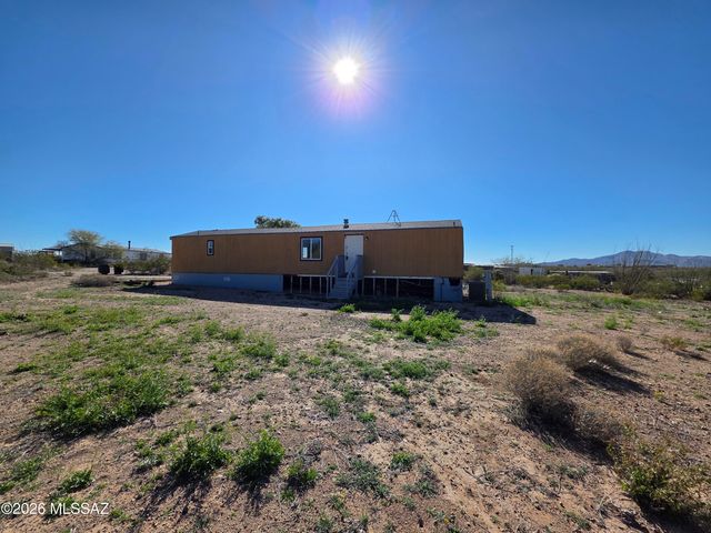 12730 S High Noon Trail, Vail, AZ 85641