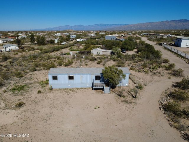 12730 S High Noon Trail, Vail, AZ 85641