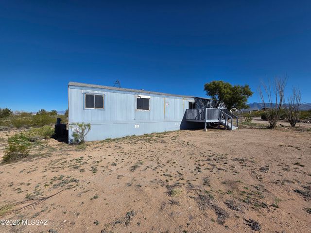 12730 S High Noon Trail, Vail, AZ 85641