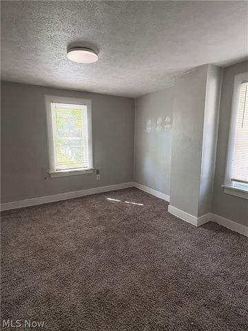1239 Pondview Avenue, Akron, OH 44305