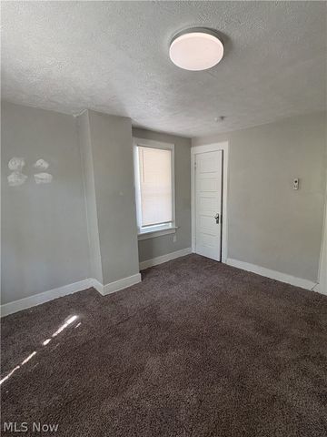 1239 Pondview Avenue, Akron, OH 44305