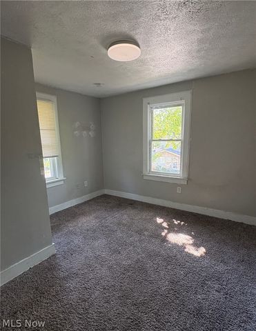 1239 Pondview Avenue, Akron, OH 44305