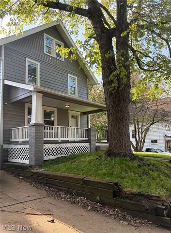 1239 Pondview Avenue, Akron, OH 44305