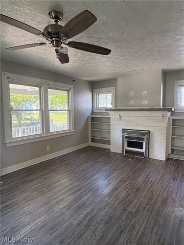 1239 Pondview Avenue, Akron, OH 44305