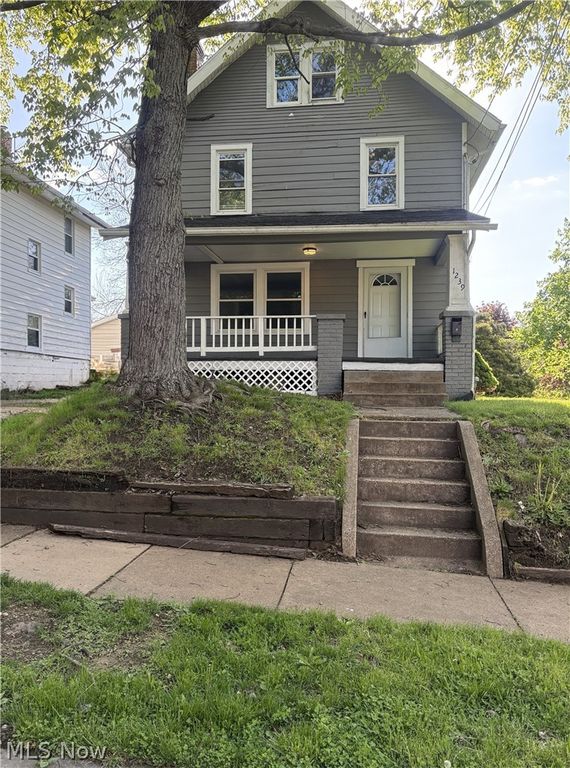 1239 Pondview Avenue, Akron, OH 44305