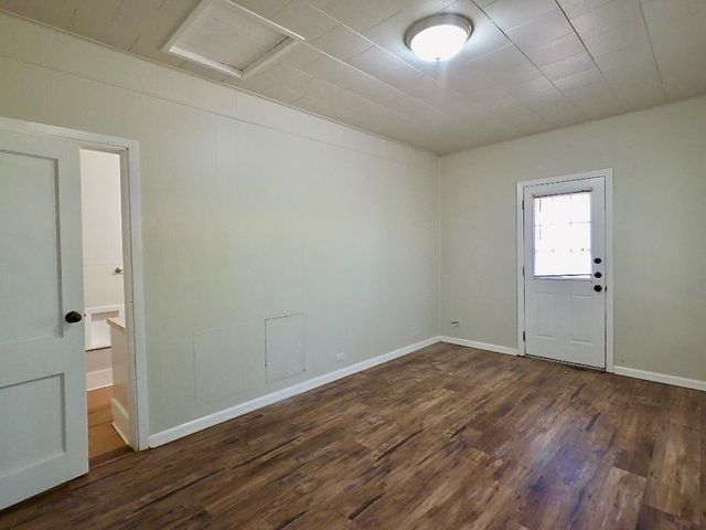 606 Mesquite ST, Bastrop, TX 78602