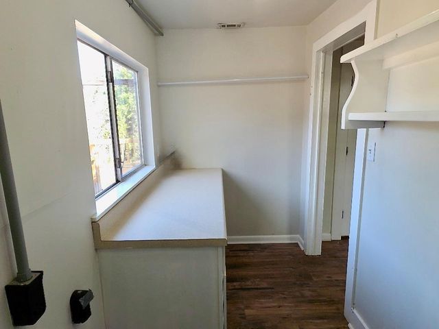 606 Mesquite ST, Bastrop, TX 78602