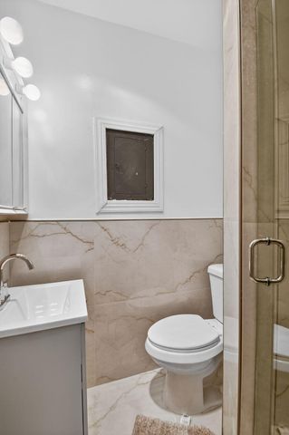 1214 Park Lane, Haverhill, FL 33417