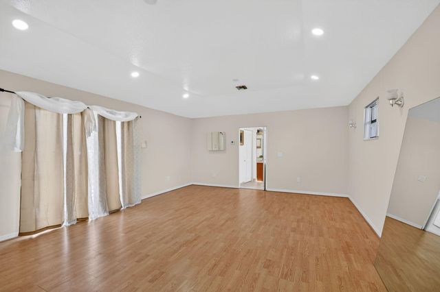 1214 Park Lane, Haverhill, FL 33417