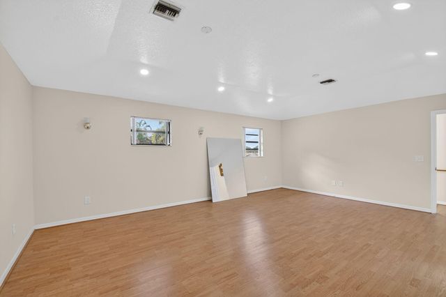 1214 Park Lane, Haverhill, FL 33417