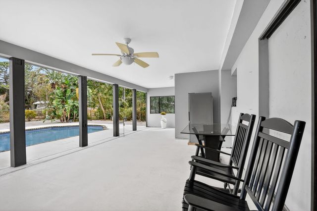 1214 Park Lane, Haverhill, FL 33417