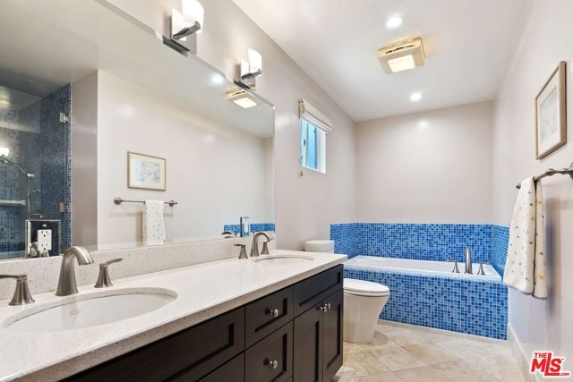 7863 Electra Drive, Los Angeles, CA 90046