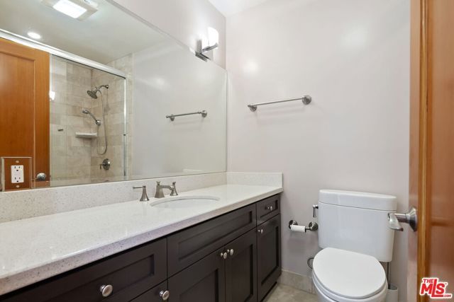 7863 Electra Drive, Los Angeles, CA 90046