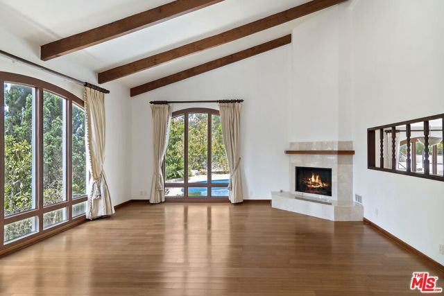 7863 Electra Drive, Los Angeles, CA 90046