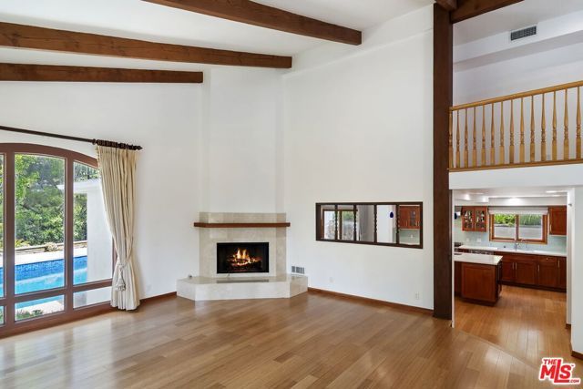 7863 Electra Drive, Los Angeles, CA 90046