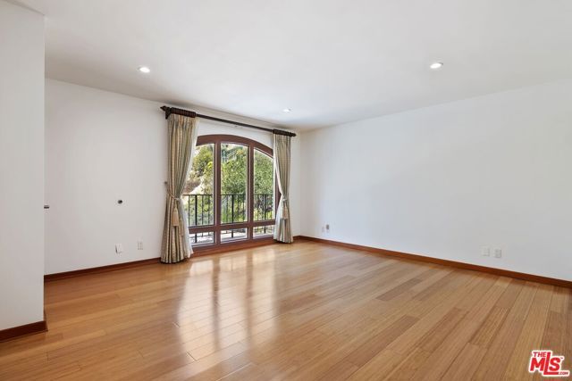 7863 Electra Drive, Los Angeles, CA 90046