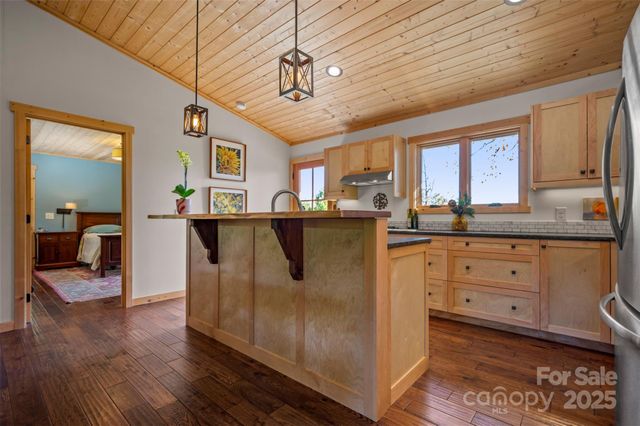 891 Meadow Crest Road, Tryon, NC 28782