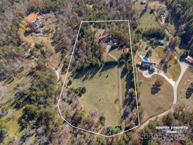 891 Meadow Crest Road, Tryon, NC 28782