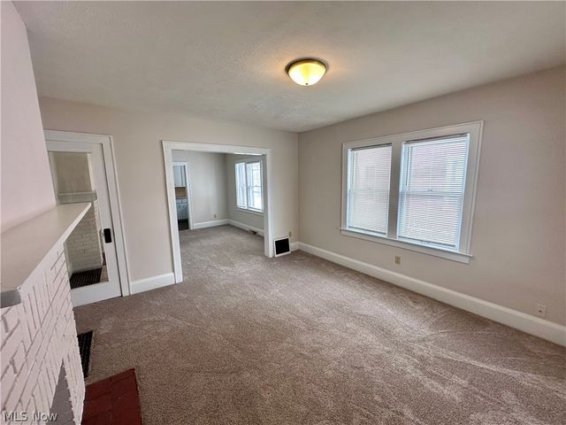 2052-2054 16th Street SW, Akron, OH 44314