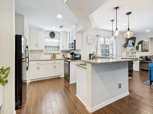 9405 Timberleaf Drive, Dallas, TX 75243