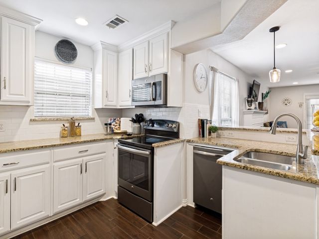 9405 Timberleaf Drive, Dallas, TX 75243