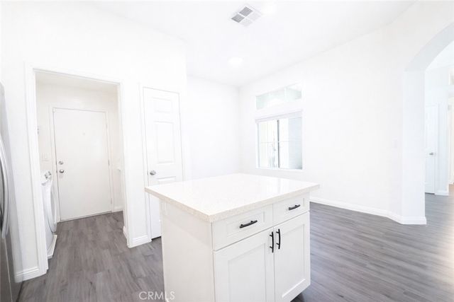 39601 Saba Court, Murrieta, CA 92563